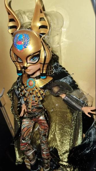Escoines Koleksiyon 39963684724f3b79f9 Haunt Couture Midnight Runway Cleo De Nile Doll - 4