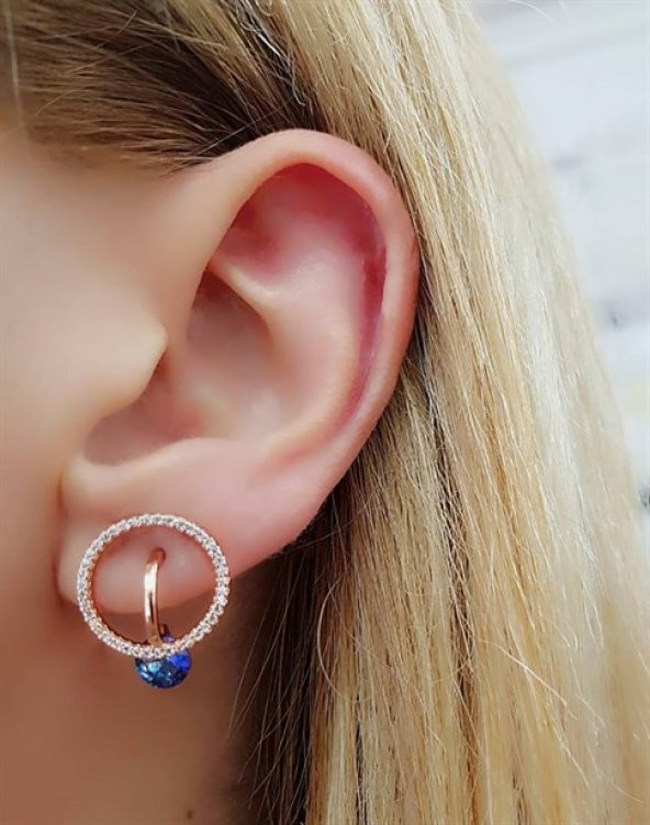 Blue Topaz Taşlı Gümüş Rose Tasarım Küpe ürün görseli