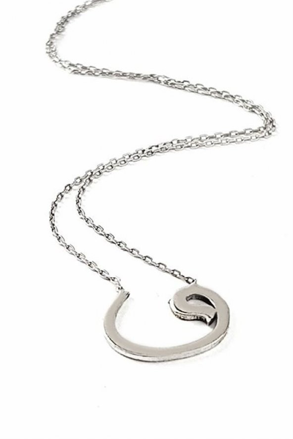 Vav İşlemeli Taşsız Gümüş Kolye ürün görseli