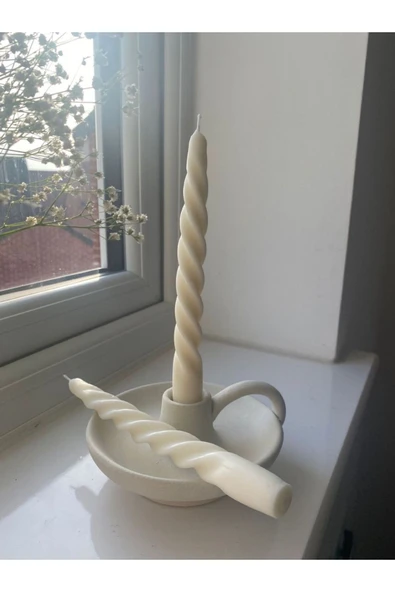 2’li Beyaz Twist Mum ürün görseli