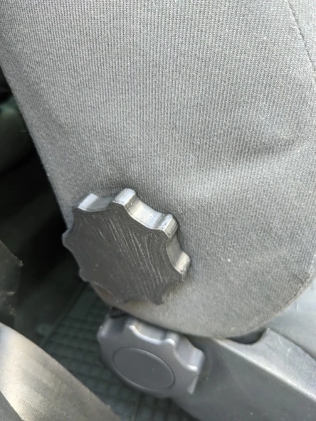 Skoda Octavia 2004 koltuk ayar kolu