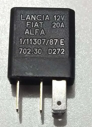 MTA 3615  Mıcro Röle 12V 20 Amper 4 Fıslı Siyah ürün görseli