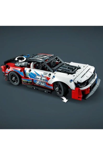 LEGO Technic Nascar Chevrolet Camaro 42153 - 5