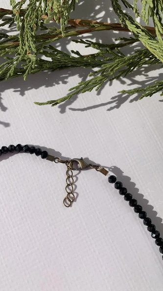 Siyah Kristal Taşlı Antik Sarı Aksesuarlı Ve Antik Sarı Süslemeli Boncuk Kolye Hediyelik - 2