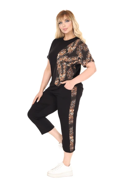 Melsay Butik Siyah Kısa Kol Yarım Başak Garnili Viskon Kapri Takım - 5