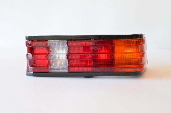 MERCEDES W201 190E 190D STOP SAĞ 3 RENK 2018200264