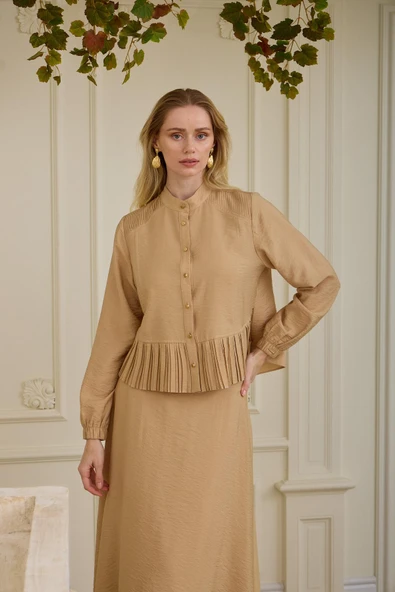 PİLİSE DETAYLI CUPRA ETEKLİ TAKIM