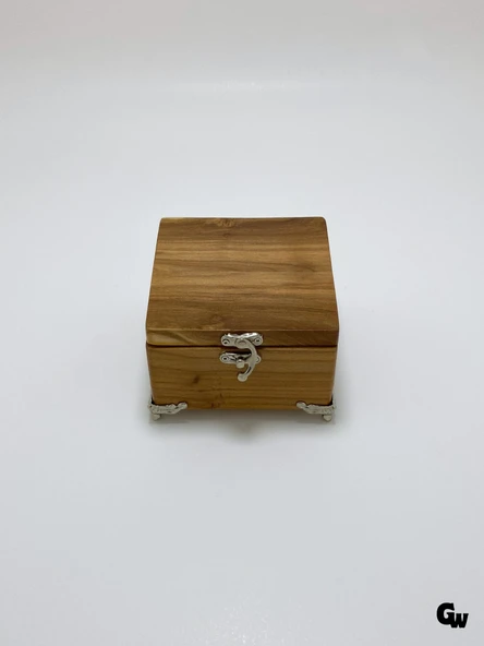 Doğal Ahşap Takı Kutusu Ahşap Saklama Kutusu(KİRAZ AĞACI)(BOY:12cm EN:12cm Yük:8cm) BOY:12cm EN:12cm YÜK:8cm - 4