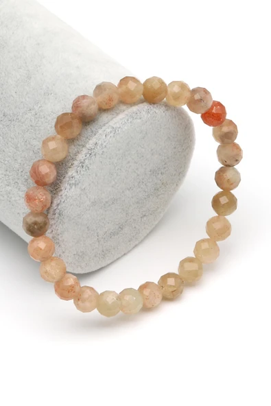 Güneş Taşı Doğal Taş Bileklik 7 mm Fasetli Küre Kesim ürün görseli 1