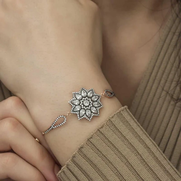 Kruvazör ​Gümüş Rose Çiçek Desenli Elmas Montür Bileklik - 4