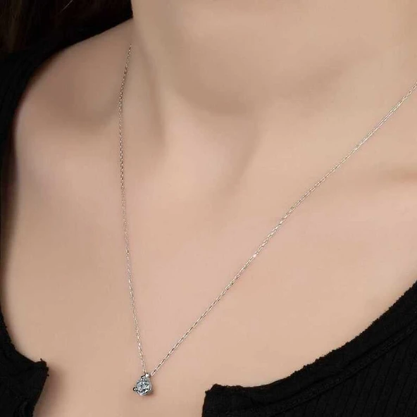 Kruvazör Swarovski Taşlı Gümüş Tektaş Bayan Kolye - 2