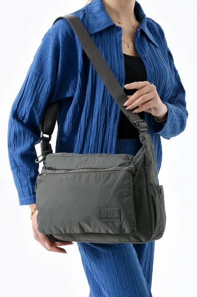 Unisex Paraşüt Kumaş Okul Çantası Çapraz Askılı Kadın Omuz Çantası 32*22 Cm Su İtici Hafif Kumaş - 9