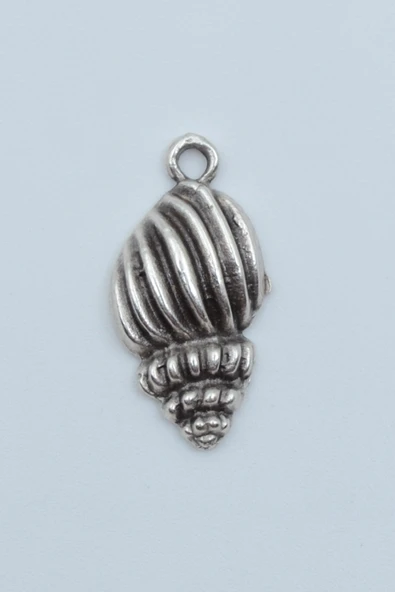 Minimal Deniz Kabuğu Gümüş Kaplama Kolye Ucu ürün görseli 1