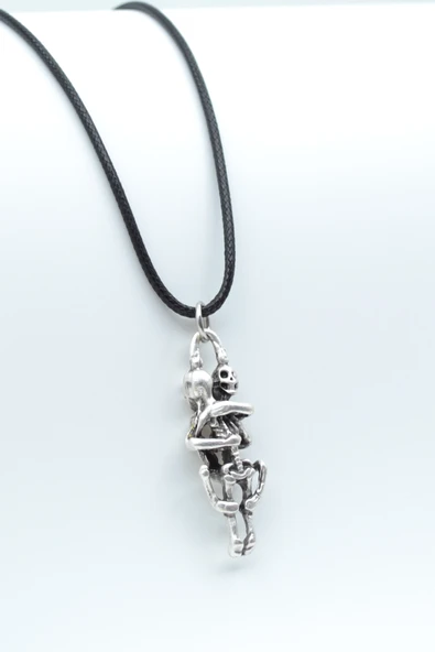 Sarılan İskelet Gümüş Kaplama Deri İp Kolye ürün görseli 1