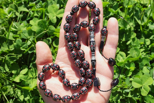 Kırmızı Mine Piramit Yol İşlemeli Oltu Sıkması Tespih - 3