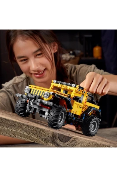 LEGO ® Technic Jeep® Wrangler 42122 - Araç Sevenler İçin Koleksiyonluk Model Yapım Seti (665 Parça) - 6
