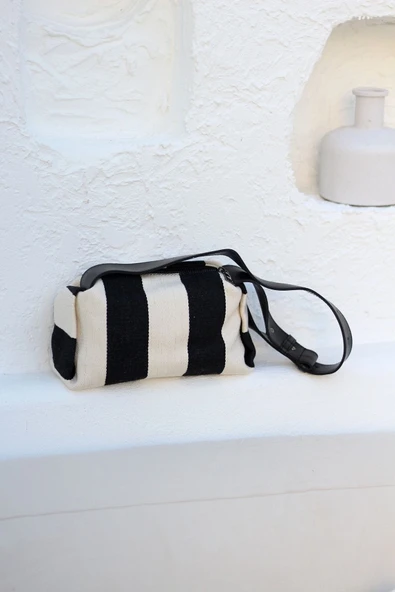 Moom Bag Kadın Siyah Çizgi Desenli Kanvas Omuz Çantası - Resim 2