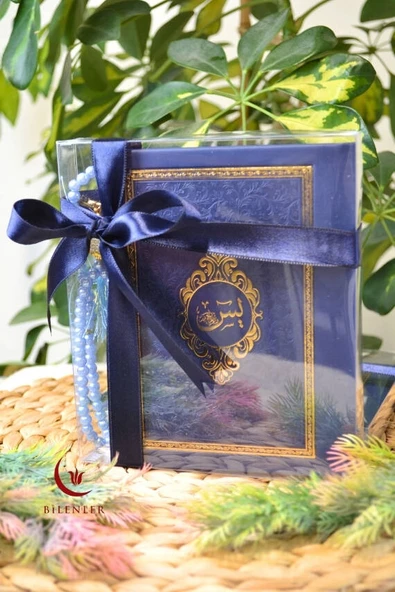 Kutulu İnci Tesbihli Yasin Kitabı Çanta Boy Termo Deri Kaplı Lacivert– Arapça, Türkçe Okunuşlu ve Mealli – 128 Sayfa  Hac Umre ve Mevlit Hediyeliği ürün görseli