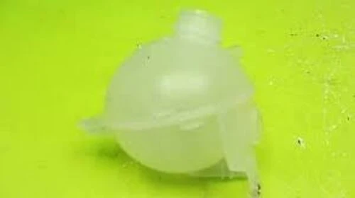 PEUGEOT 1323.X6 Radyatör Yedek Su Deposu C4 Picasso Berlingo III ürün görseli