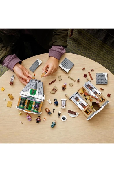 LEGO ® Harry Potter™ Hogsmeade™ Köyü Ziyareti 76388 - Koleksiyonluk Oyuncak Yapım Seti (851 Parça) - 9