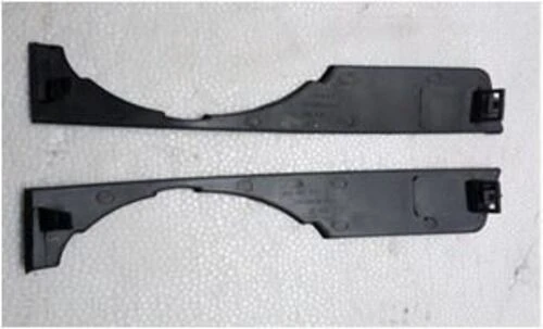 Monreal 71136  Sıs Lamba Kapağı Ön Üst A4 05-07 8e0807173 ürün görseli 1