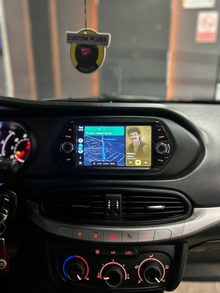 FİAT EGEA UYUMLU ANDROİD 4 GB RAM 64 GB DAHİLİ HAFIZA 7İNÇ  MULTİMEDYA KABLOSUZ CARPLAY GERİ GÖRÜŞ KAMERALI