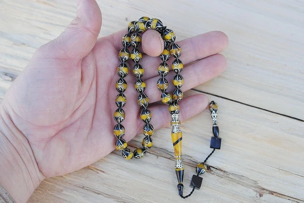 Oltu Taşı ve Galalith Beyzi Kesim Damla İşlemeli Tespih - Resim 3