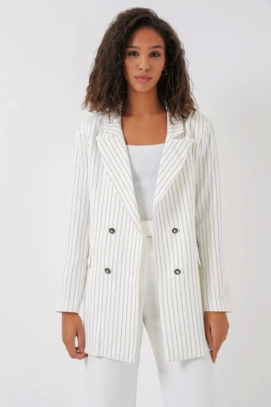 Beyaz Çift Düğmeli Çizgili Blazer Ceket 0699