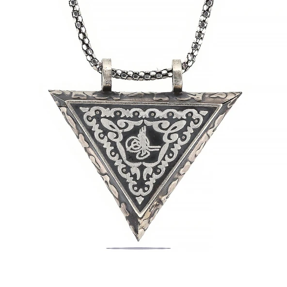 925 Ayar Gümüş Üçgen İçi Açılabilen Tuğra Muskalık Gümüş Kolye ürün görseli 1