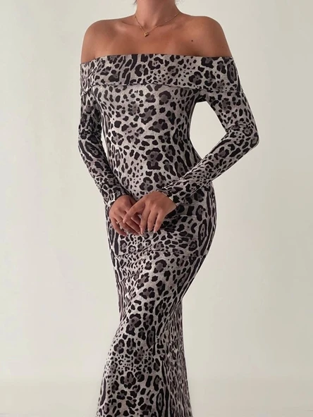 Kadın Madonna Yaka Dalgıç Kumaş Leopar Desen Maxi Boy Derin Yırtmaçlı Elbise - 8