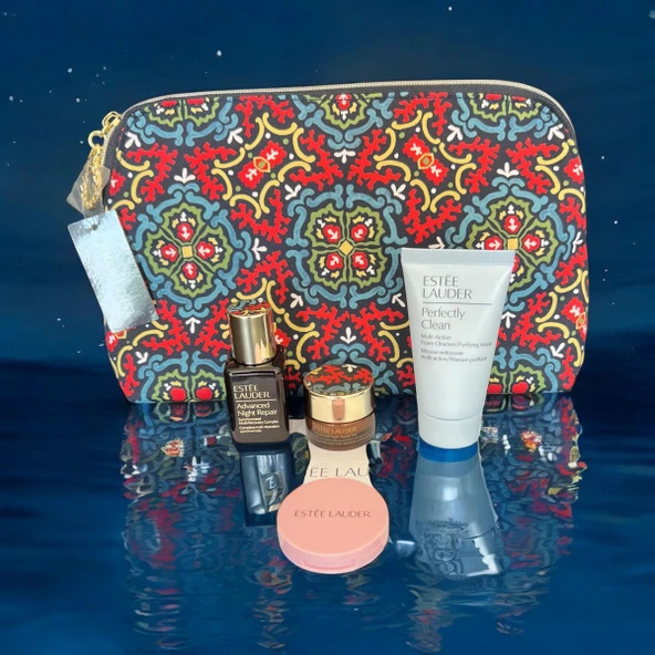 Estee Lauder Şık Makyaj Çantası-  Gece Temel Ürünleri Seti genişlik -24 -derinlik -14 - sntim