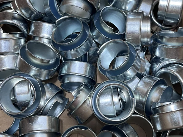 Thomas & Betts 053-71814-125 1-1/4'' Çelik Topraklama Konisi (50 Adet) - Resim 2