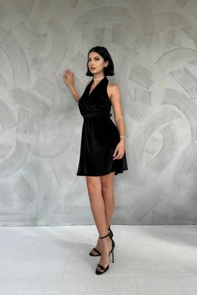 Siyah Boyundan Geçmeli Elbise - 2