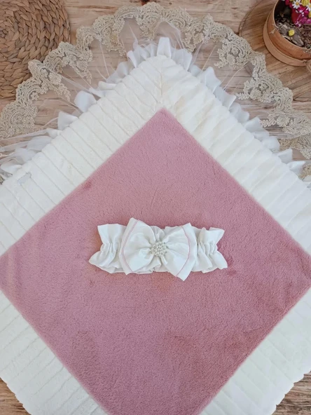 Yenidoğan Wool Yün Kumaş Taç Nakışlı Güpür Duvaklı Fiyonk Prizma Taş Unisex Kundak Bebek Battaniyesi Pembe - 5