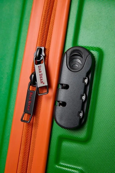 Bad Bear Logo Suitcase 23.01.80.002Y Yeşil Orta Boy Valiz 64LT - Resim 6