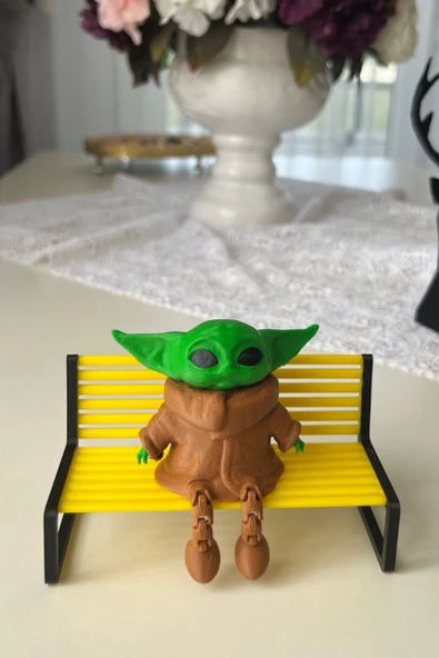 Sevimli Oturan Grogu (Baby Yoda) Figürü - Masaüstü Dekoratif Süs (8x7 cm)-BANK DAHİL DEĞİLDİR - 4