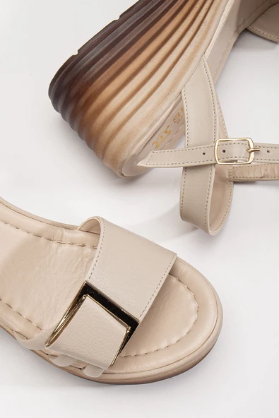 Olmo Kadın Bej Cilt Günlük Ortopedik Taban Sandalet - Resim 7