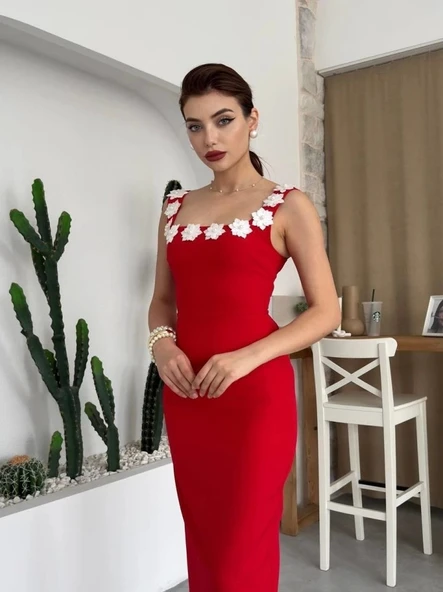 Mıng Çiçek Detaylı Elbise - 3