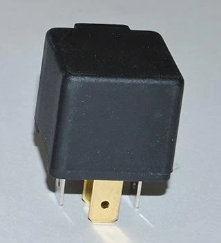 RÖLE 5-FİŞ 12V Range Discovery LANDROVER Defender AC 5 PİN YWB10032-L