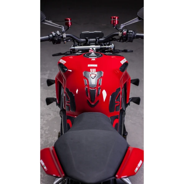 Ducati Panigale, Streetfighter, V4, V4S 2018-2024 ile Uyumlu Kaydırmaz 6D Karbon 22 Parça Tank Pad Seti GC12 - Resim 2