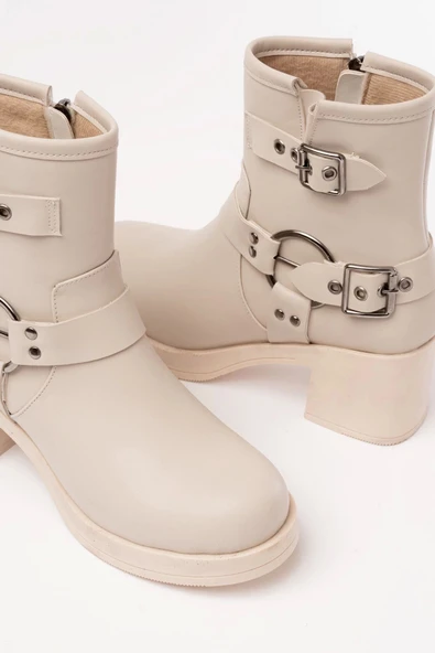 5109-3028 Bej Toka Aksesuarlı Fermuarlı Topuklu Günlük Kadın Bot - Resim 5