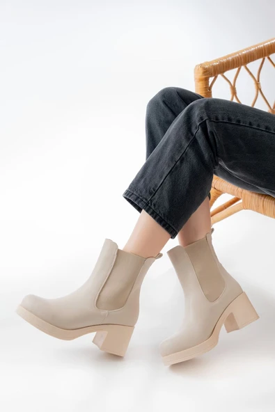 5109-3056 Bej Lastikli  Kalın Topuklu Günlük Kadın Bot - Resim 2