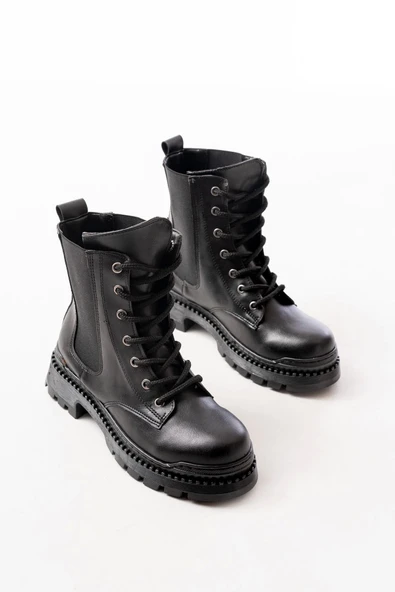 2051-298 Siyah Cilt Düz Topuklu Bağcıklı Lastikli Günlük Kadın Bot - Resim 5