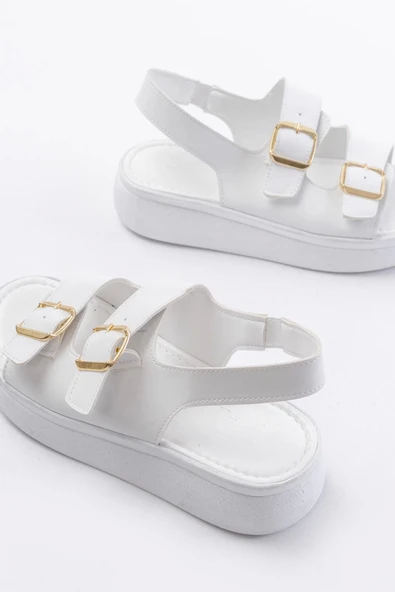 24413-572 Beyaz Günlük Dolgu Topuk Toka Aksesuarlı Kadın Sandalet - Resim 5