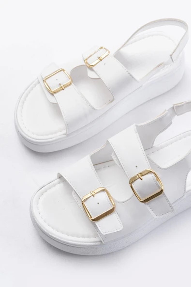 24413-572 Beyaz Günlük Dolgu Topuk Toka Aksesuarlı Kadın Sandalet - Resim 4