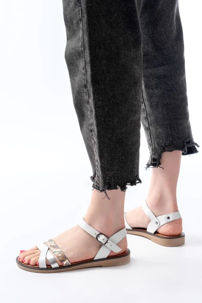 205-015 Beyaz Garni Ortopedik Hakiki Deri Kadın Sandalet - Resim 3