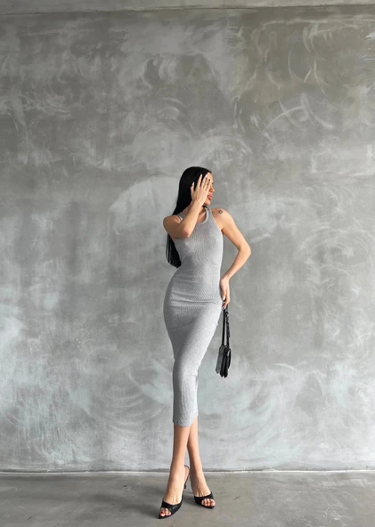 Halter elbise - 2