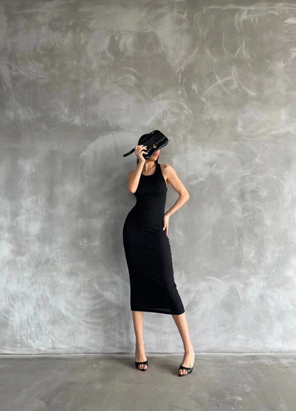 Halter elbise - 2