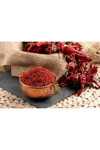 ÇİFTÇİDEN ORGANİK MARKET Tatlı Köy Pulbiberi 500 gr