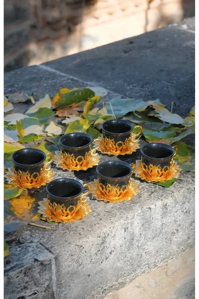 Siyah Renkli Altın Renk Desenli 6 Kişilik Zemzem Takımı Kahve Fincan Takımı ürün görseli